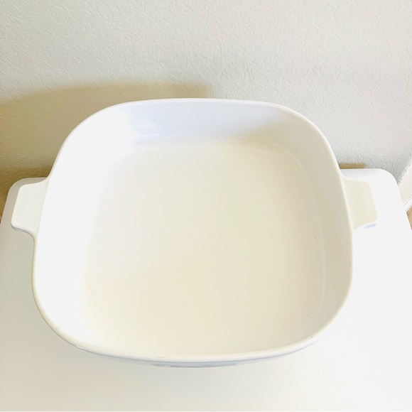 Corningware Browning Skillet- Norelco Microwave - Picture 6 of 10